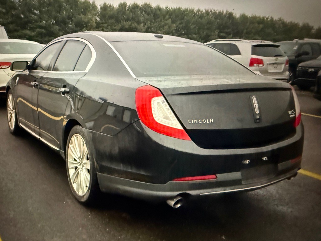 2013 Lincoln MKS Image 3