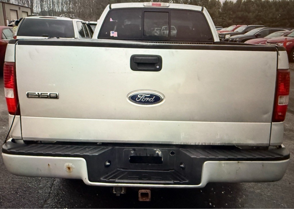 2005 Ford F-150 Image 3