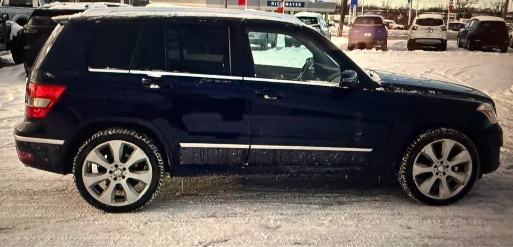 2010 Mercedes-Benz GLK-Class Image 1