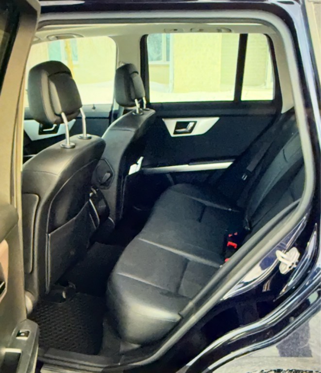 2010 Mercedes-Benz GLK-Class Image 5