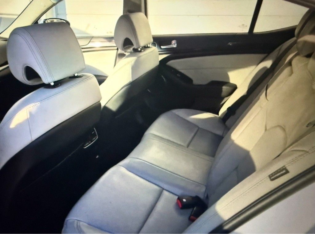 2014 Kia Cadenza Image 6