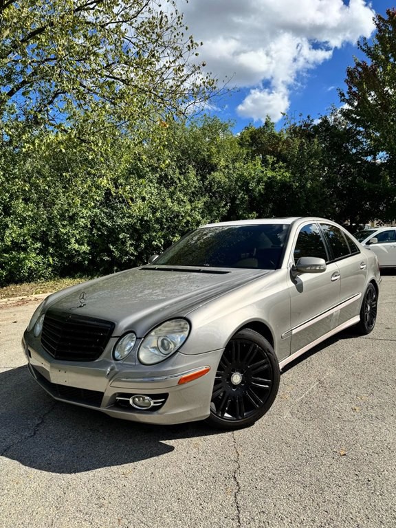 2008 Mercedes-Benz E-Class Image 2