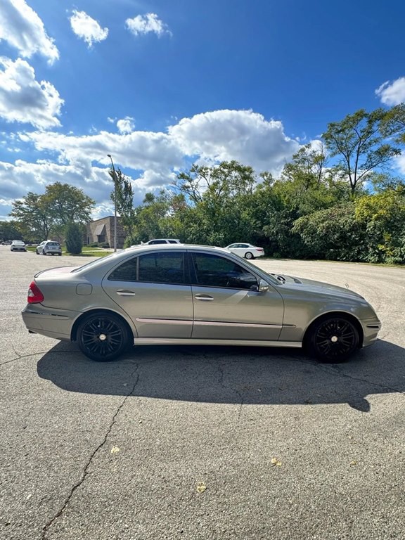 2008 Mercedes-Benz E-Class Image 10