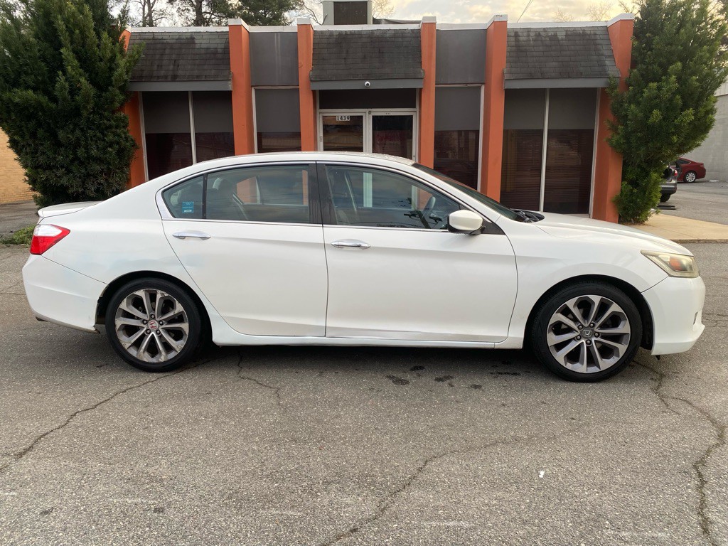 2014 Honda Accord Image 2