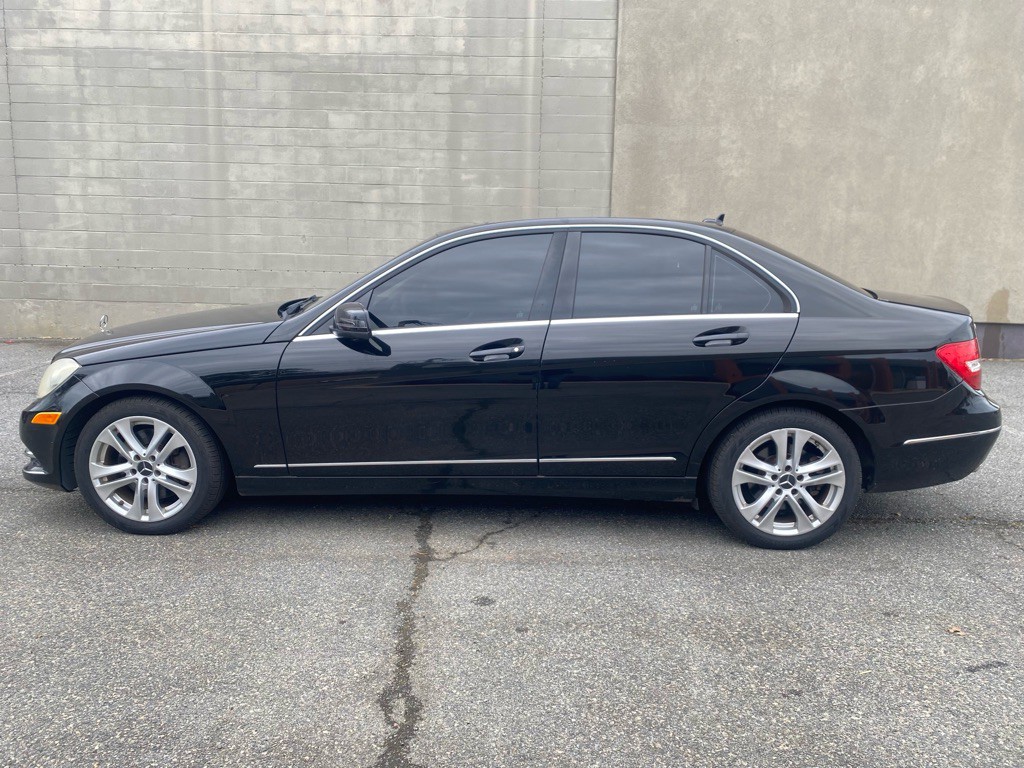2013 Mercedes-Benz C-Class Image 4