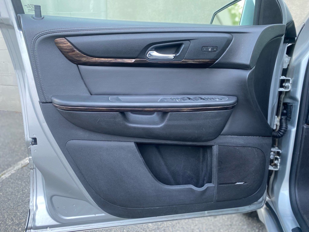 2014 GMC Acadia Image 8