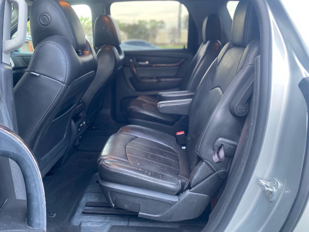 2014 GMC Acadia Image 10