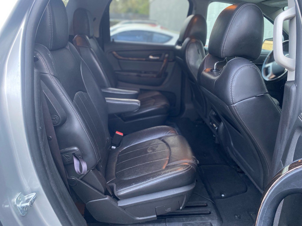 2014 GMC Acadia Image 11