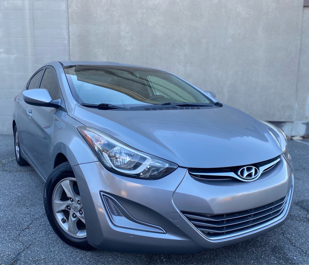 2015 Hyundai Elantra Image 1