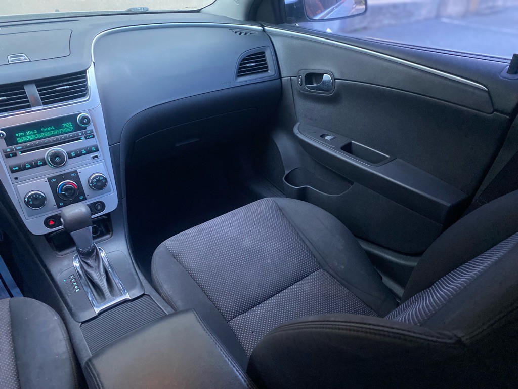 2012 Chevrolet Malibu Image 19
