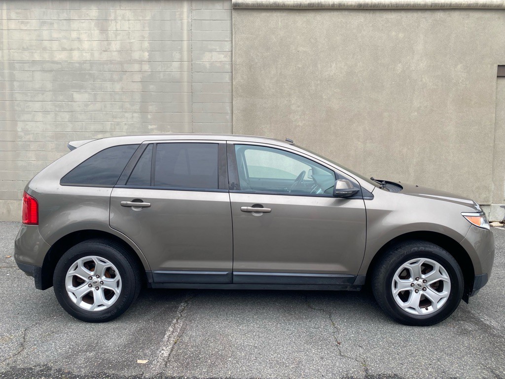 2013 Ford Edge Image 2