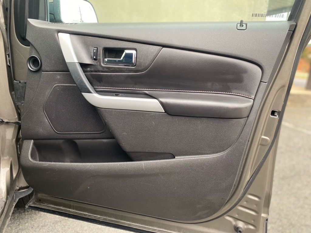 2013 Ford Edge Image 13
