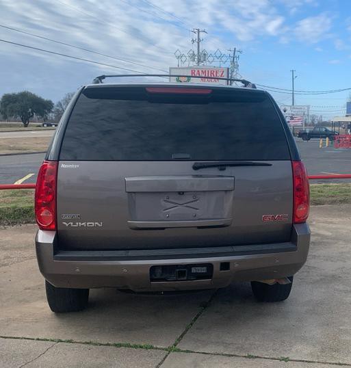 2011 GMC Yukon Image 6