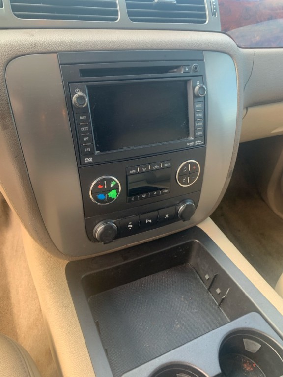 2011 GMC Yukon Image 9