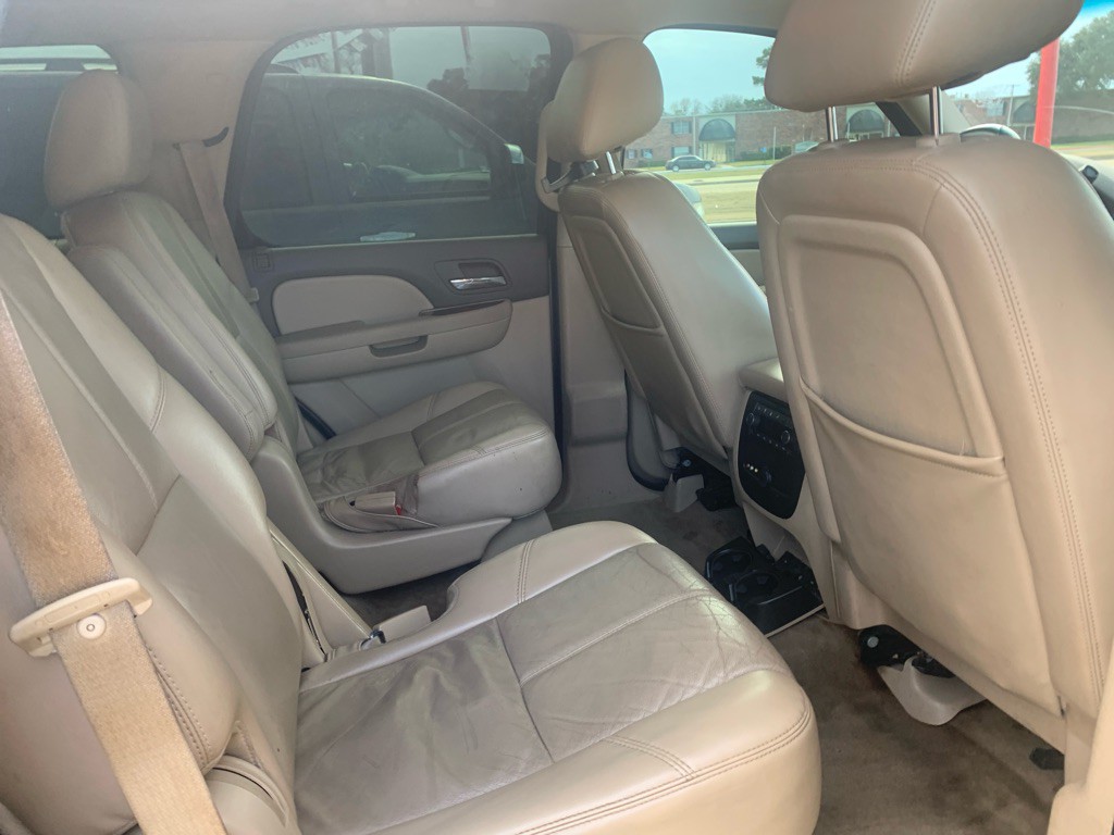 2011 GMC Yukon Image 12