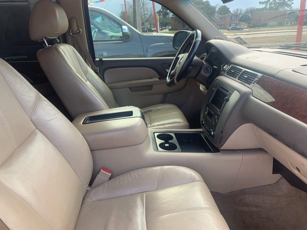 2011 GMC Yukon Image 13