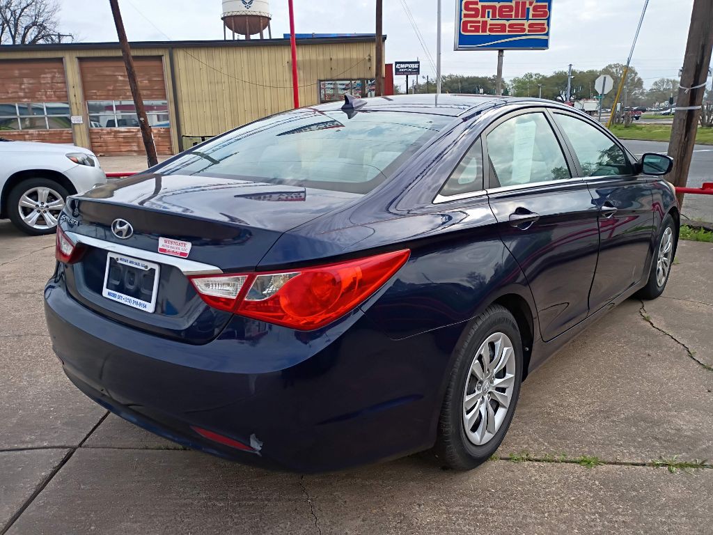 2013 Hyundai Sonata Image 4