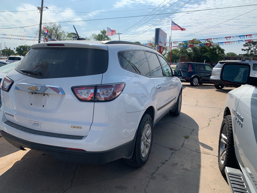 2017 Chevrolet Traverse Image 3