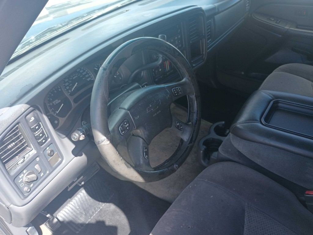 2004 Chevrolet Silverado 1500 Image 5