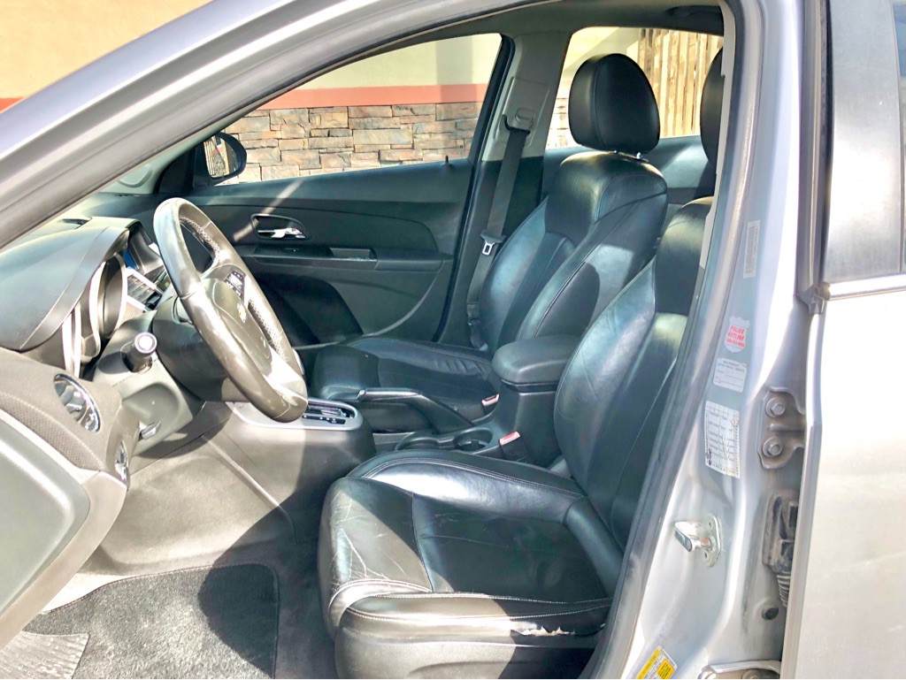 2011 Chevrolet Cruze Image 6