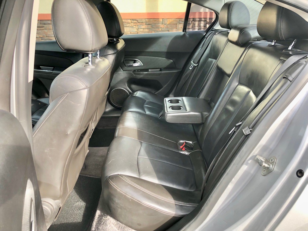 2011 Chevrolet Cruze Image 7