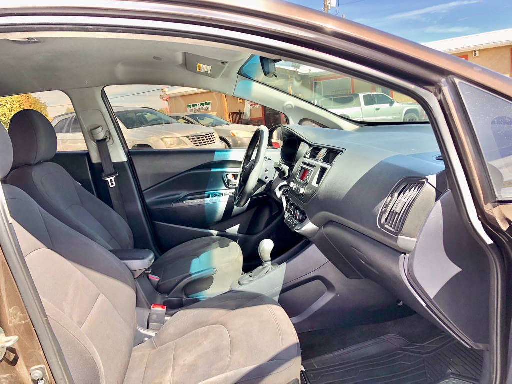 2014 Kia Rio Image 6