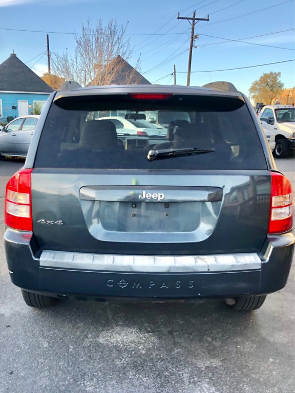 2007 Jeep Compass Image 5