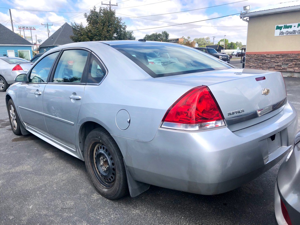 2010 Chevrolet Impala Image 3