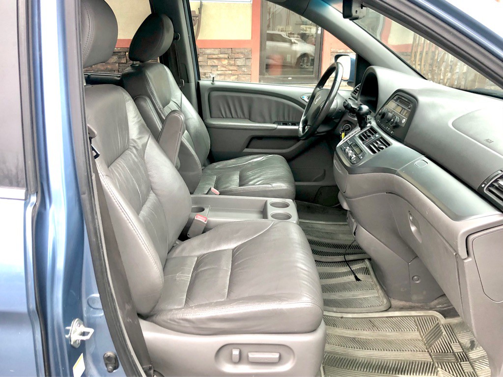 2010 Honda Odyssey Image 7