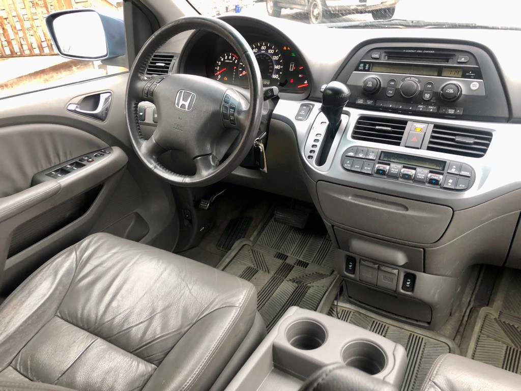 2010 Honda Odyssey Image 8
