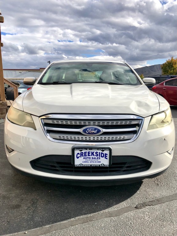 2011 Ford Taurus Image 3