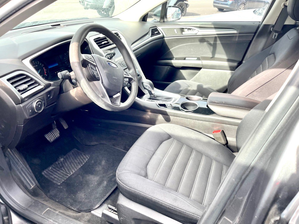 2013 Ford Fusion Image 4