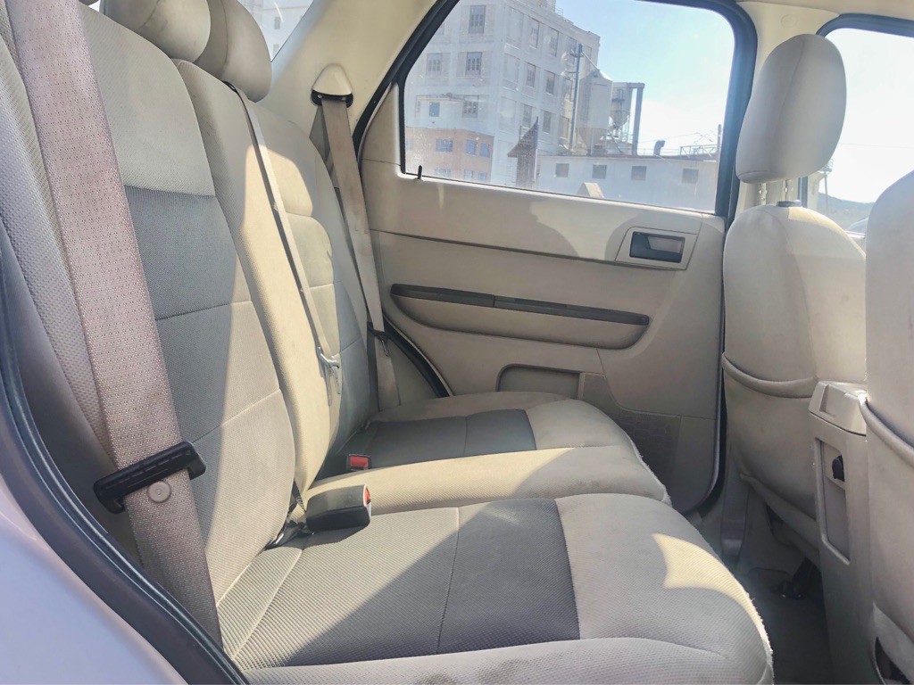 2010 Ford Escape Image 10