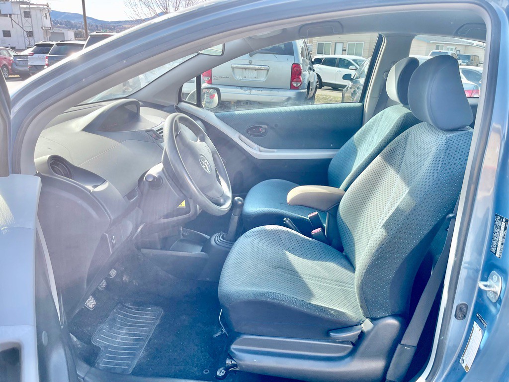 2008 Toyota Yaris Image 5