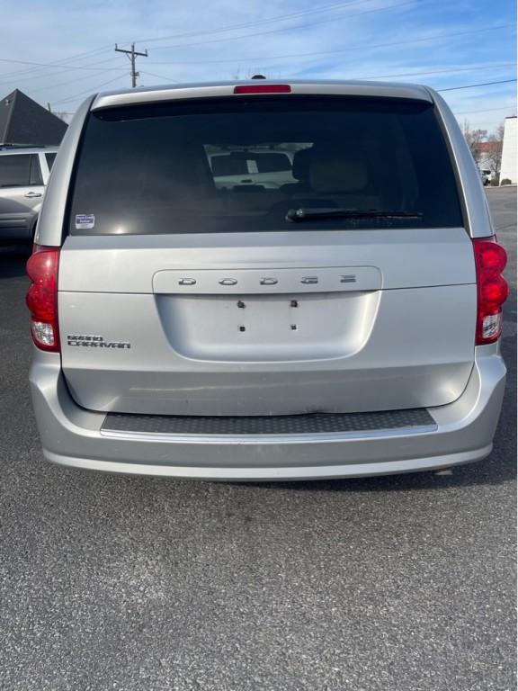 2011 Dodge Grand Caravan Image 4