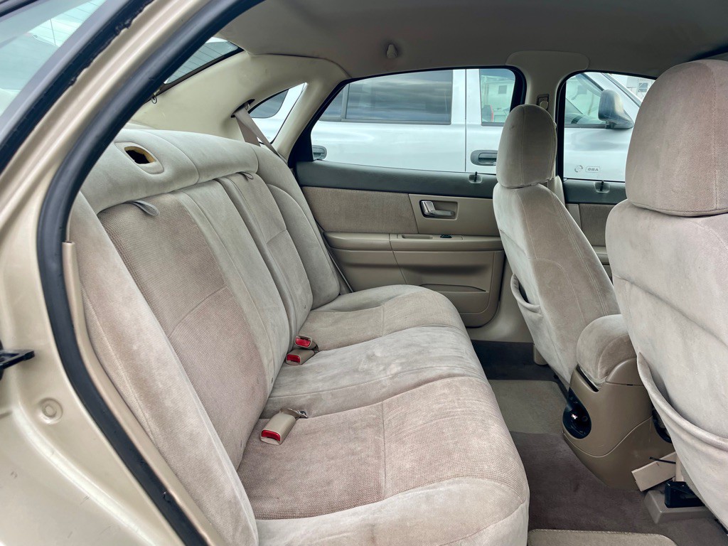 2001 Ford Taurus Image 15