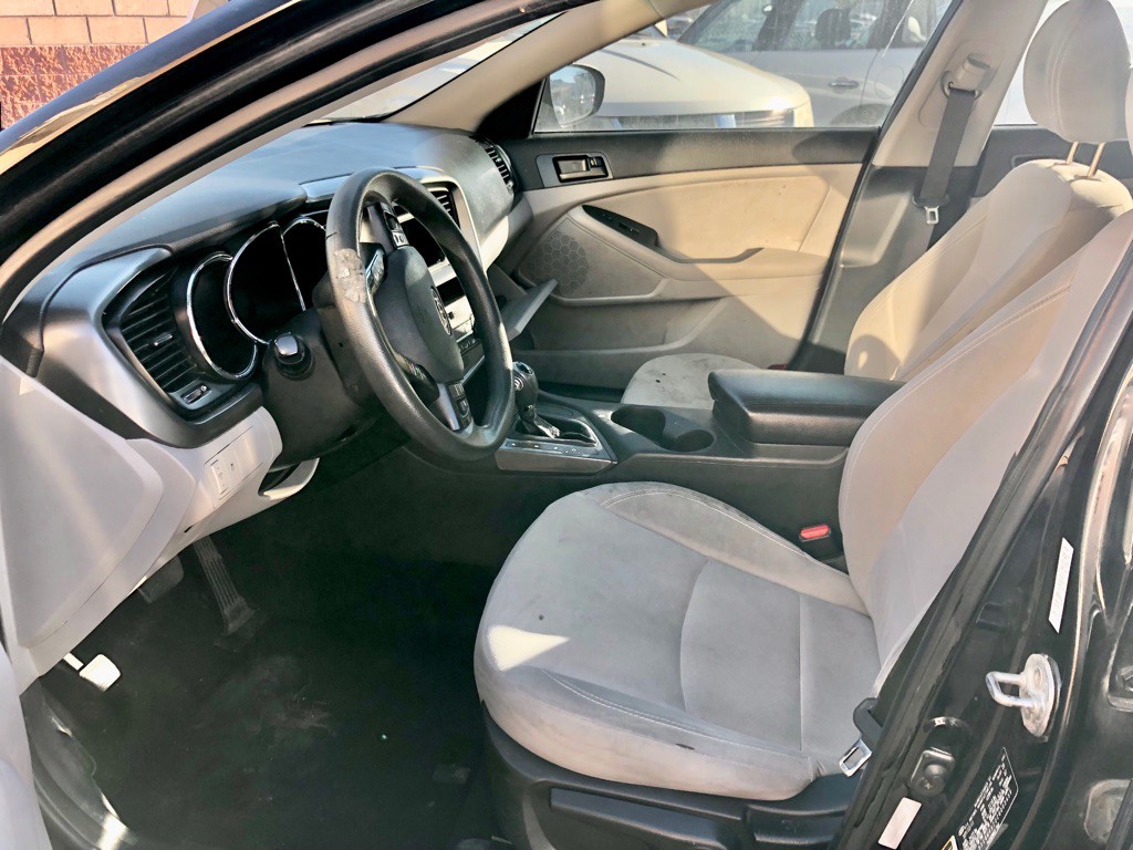 2012 Kia Optima Image 2