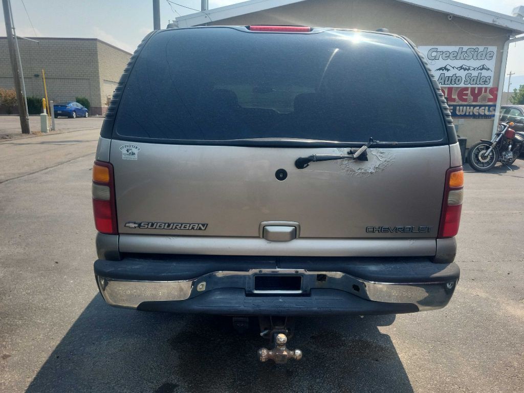 2001 Chevrolet Suburban Image 5