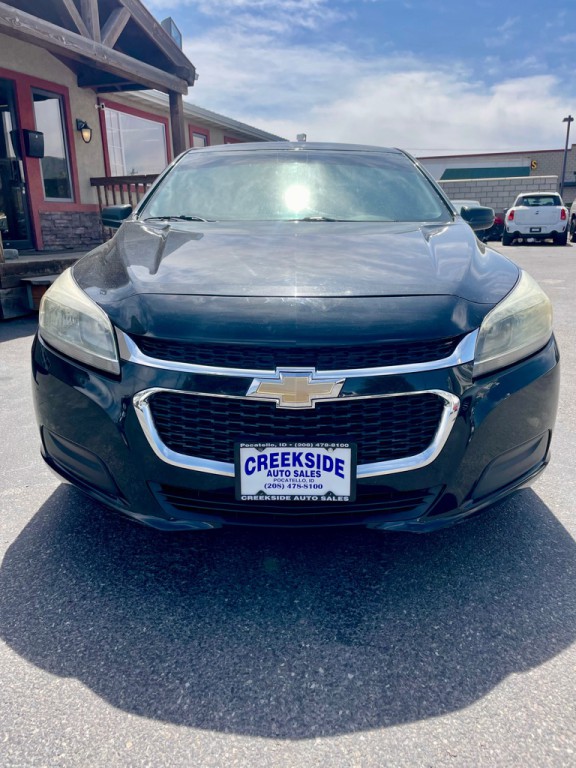 2015 Chevrolet Malibu Image 2