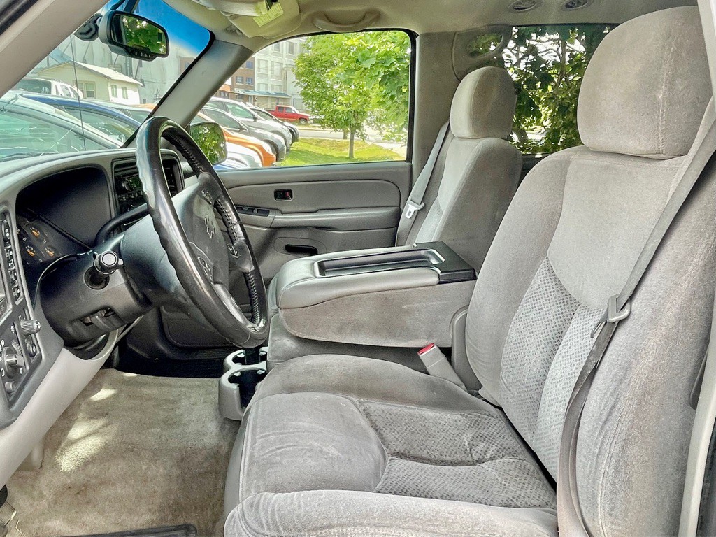 2006 Chevrolet Suburban Image 4