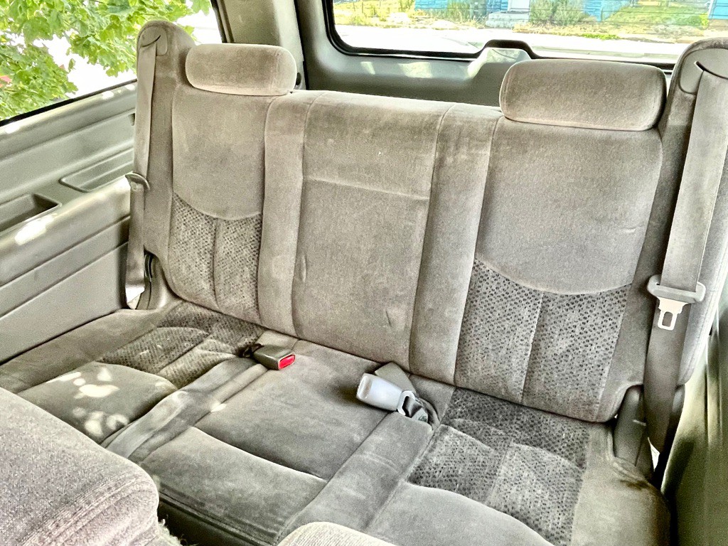 2006 Chevrolet Suburban Image 6