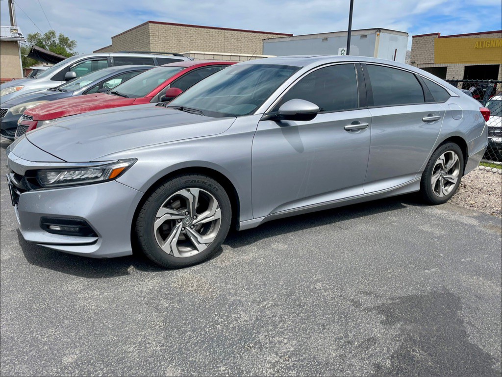 2018 Honda Accord Image 1