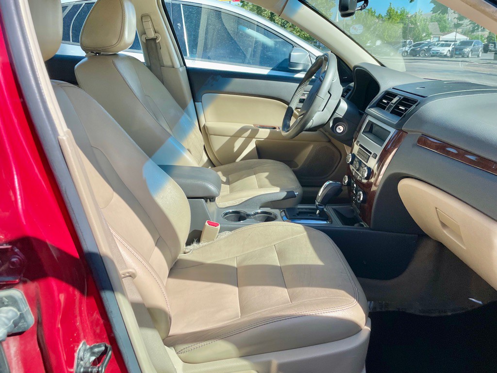 2010 Ford Fusion Image 5