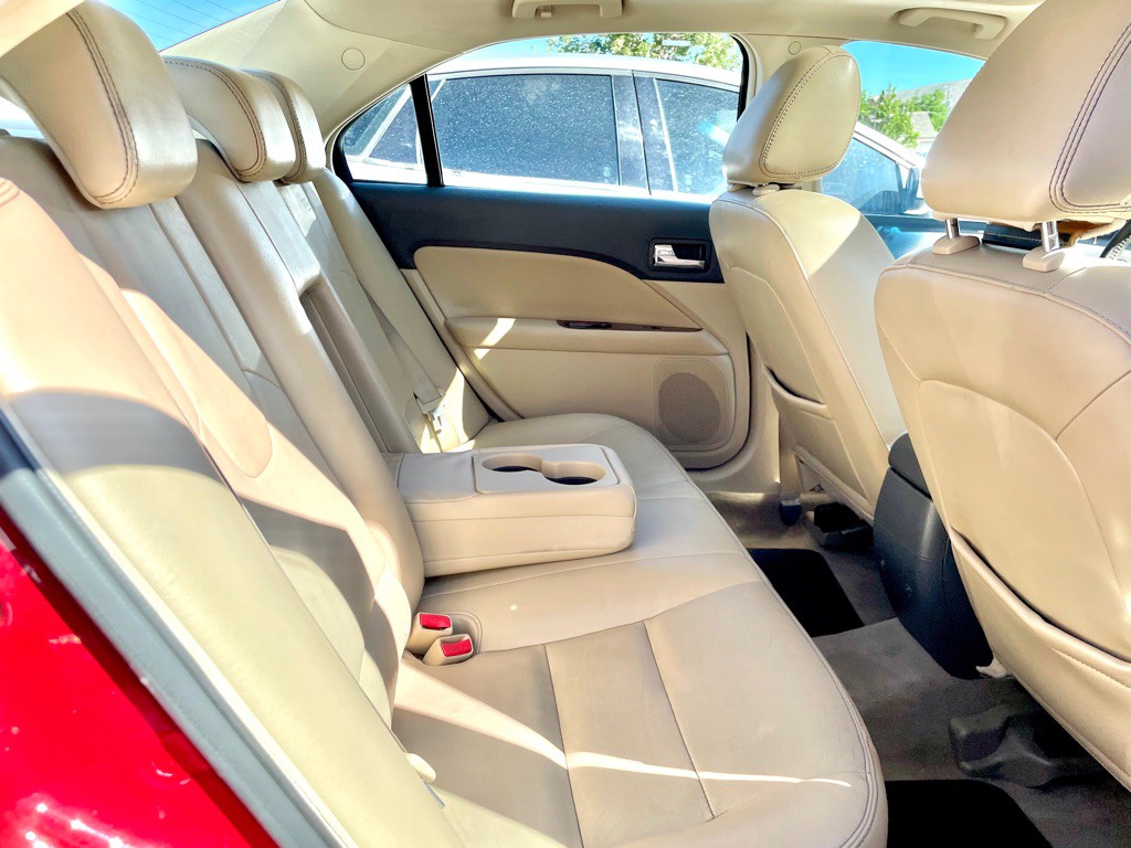 2010 Ford Fusion Image 7