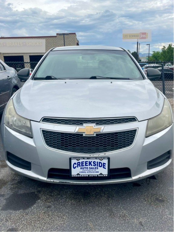 2012 Chevrolet Cruze Image 2
