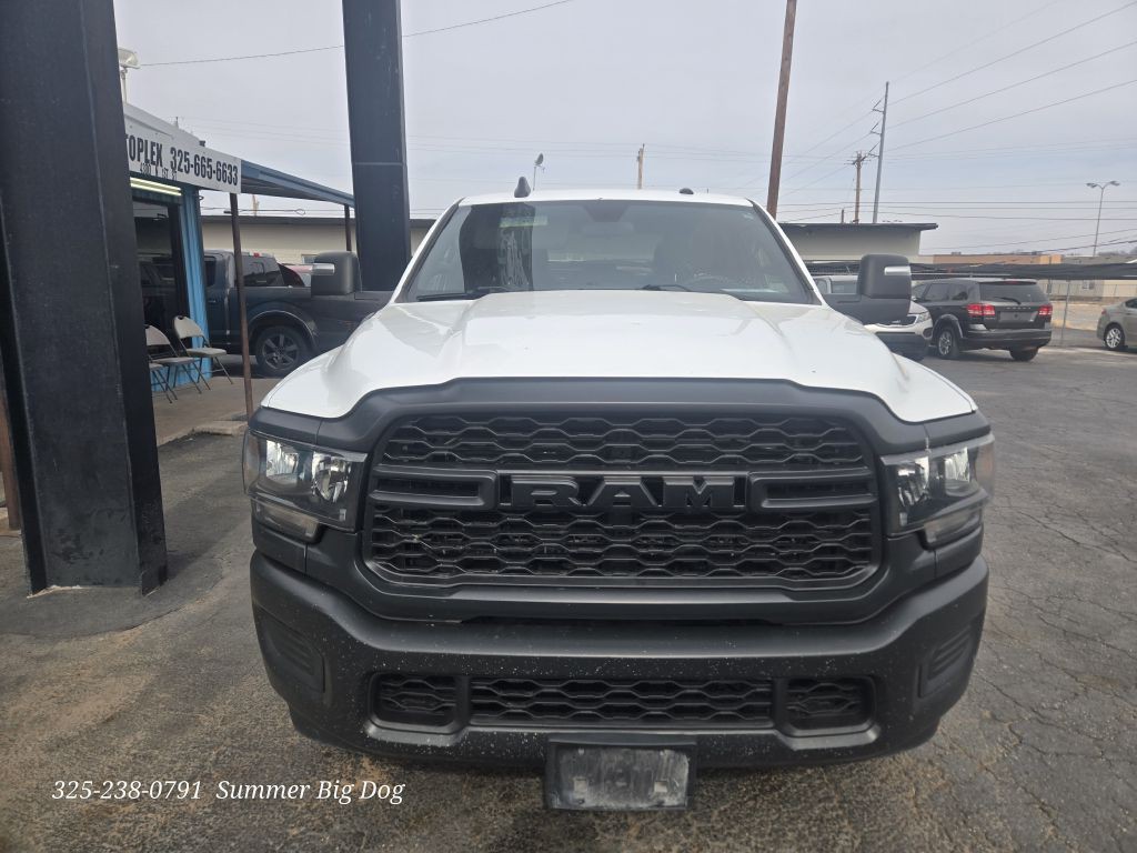 2023 RAM 2500 Image 3