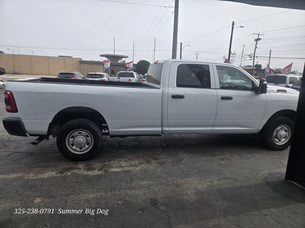 2023 RAM 2500 Image 5