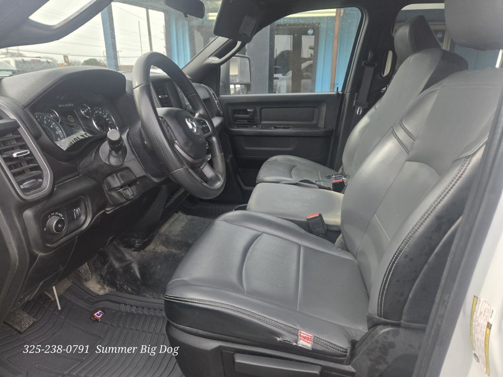 2023 RAM 2500 Image 9