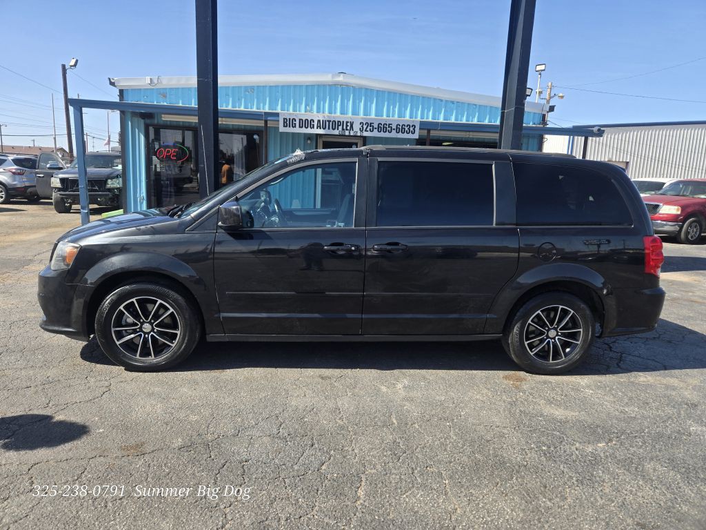 2017 Dodge Grand Caravan Image 2