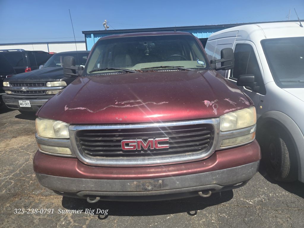 2002 GMC Yukon Image 2